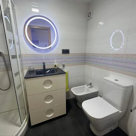 Apartamento Piso A Pie De Playa Con Piscina Y Vistas Al Mar *