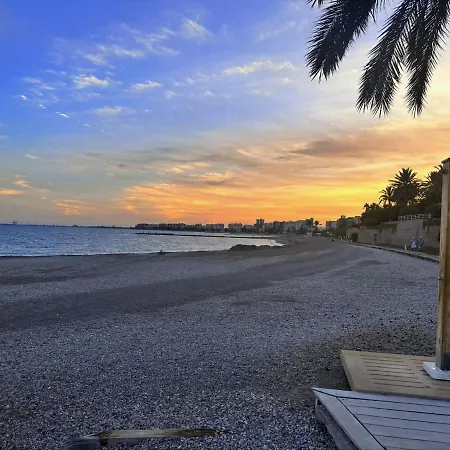Piso A Pie De Playa Con Piscina Y Vistas Al Mar Apartamento *